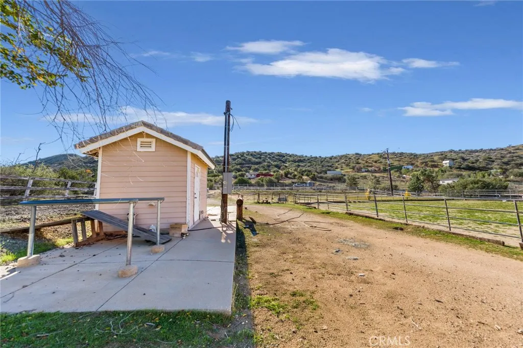 6401 Hubbard, Acton, California 93510 home-pic-19